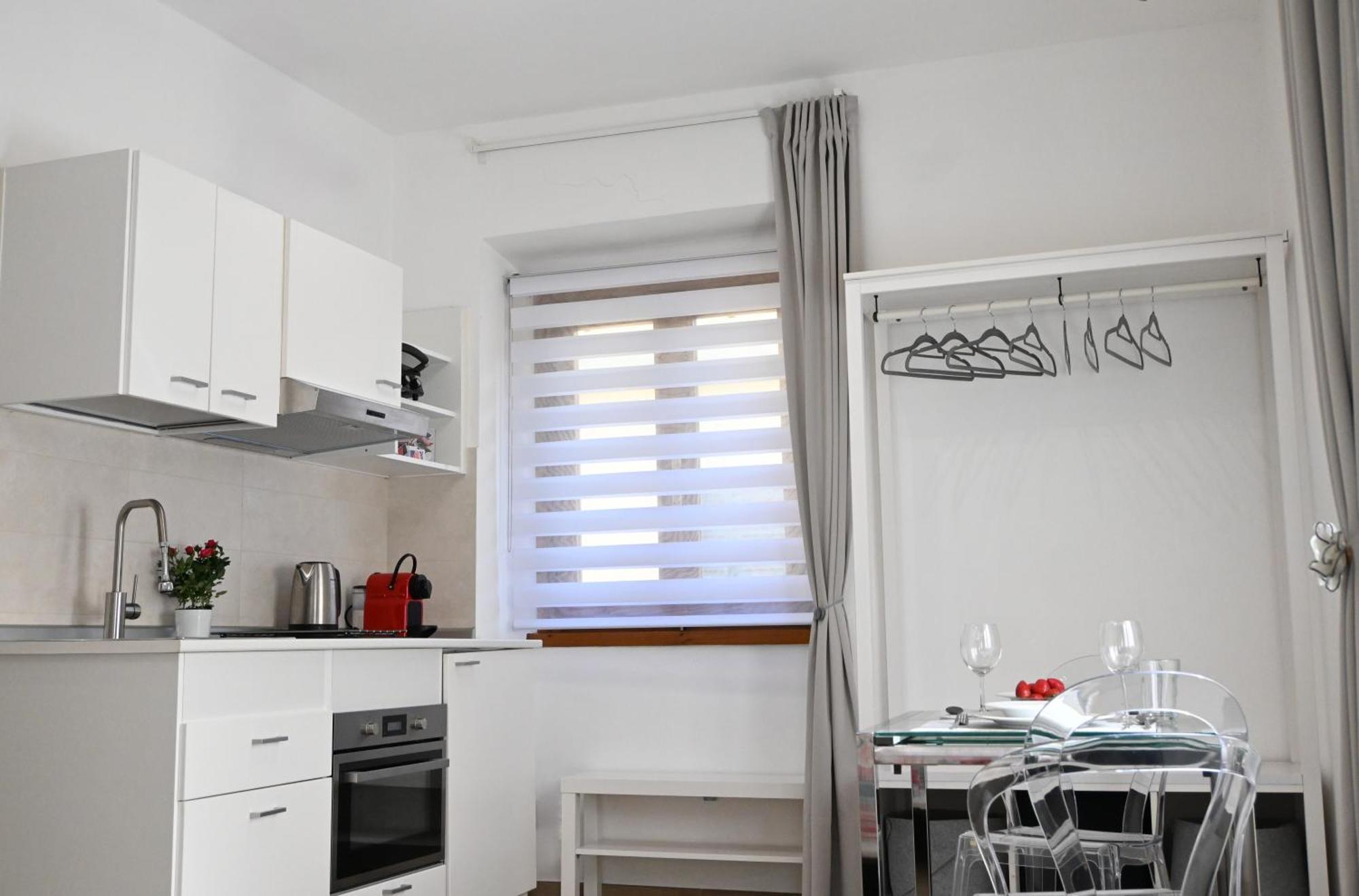 Dream Holiday Suite David With Dome View Lift & Ac Florens Exteriör bild
